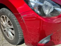 Gebraucht Mazda 2 Exclusive-Line 90 PS (66 kW) 2019 Rot Limousine