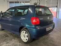 Gebraucht VW Polo 60 PS (44 kW) 2001 Blau Kleinwagen