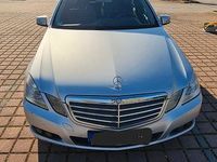 Gebraucht Mercedes E220 170 PS (125 kW) 2009 Grau Limousine