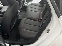 Gebraucht Audi A6 Sport 177 PS (130 kW) 2013 Weiß Kombi