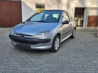 Gebraucht Peugeot 206 90 PS (66 kW) 2001 Silber Kleinwagen