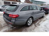 Gebraucht Mercedes E220 Avantgarde 194 PS (142 kW) 2017 Selenitgrau Kombi