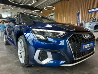 Gebraucht Audi A3 Ambiente 150 PS (110 kW) 2023 Blau Limousine