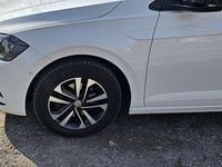 Gebraucht VW Polo IQ Drive 95 PS (69 kW) 2019 Weiß Kleinwagen