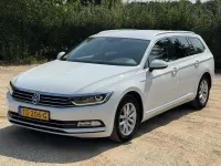 Gebraucht VW Passat Comfortline 150 PS (110 kW) 2018 Weiß Kombi