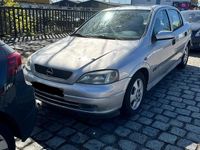 Gebraucht Opel Astra 115 PS (84 kW) 1999 Silber Limousine