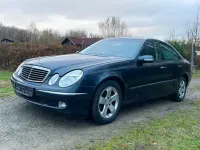 Gebraucht Mercedes E240 Elegance 177 PS (130 kW) 2002 Schwarz Limousine