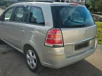Gebraucht Opel Zafira 140 PS (102 kW) 2005 Gold Van / Kleinbus
