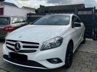 Gebraucht Mercedes A180 2013 Weiß Kleinwagen