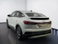 Gebraucht Audi Q4 Sportback e-tron Advanced Plus 150 kW (204 PS) 2023 Gletscherweiß metallic SUV