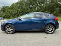 Gebraucht Volvo V40 Ocean Race 190 PS (139 kW) 2014 Blau Limousine