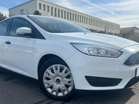 Gebraucht Ford Focus Ambiente 86 PS (63 kW) 2016 Weiß Limousine