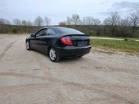 Gebraucht Mercedes C180 143 PS (105 kW) 2003 Schwarz Coupé