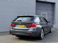 Gebraucht BMW 330 M Sport 252 PS (185 kW) 2015 Grau Kombi