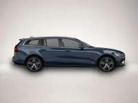 Gebraucht Volvo V60 Plus 197 PS (144 kW) 2025 Blau Kombi