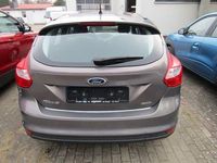 Gebraucht Ford Focus Titanium 101 PS (74 kW) 2013 Braun Limousine