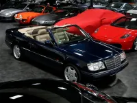 Gebraucht Mercedes E220 150 PS (110 kW) 1996 Blau Cabrio