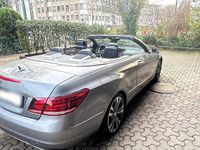 Gebraucht Mercedes E220 Avantgarde 170 PS (125 kW) 2014 Grau Cabrio
