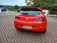 Gebraucht Opel Astra GTC Edition 179 PS (131 kW) 2012 Rot Limousine