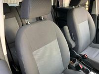 Second-hand Ford Focus 116 CP (85 kW) 2003 Argintiu Break