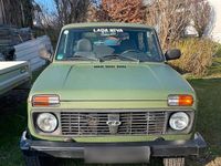 Gebraucht Lada niva 83 PS (61 kW) 2012 Grün SUV