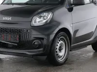 Gebraucht Smart ForTwo Electric Drive 41 kW (56 PS) 2024 Bodypanels in black Coupé