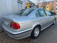 Gebraucht BMW 528 194 PS (142 kW) 1998 Silber Limousine