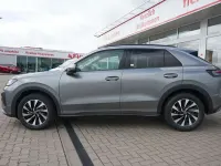 Neu VW T-Roc 150 PS (110 kW) 2026 Grau SUV