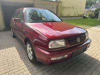 Second-hand VW Vento 90 CP (66 kW) 1996 Roșu Berlinǎ