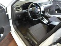 Gebraucht Skoda Superb Style 150 PS (110 kW) 2023 Weiß Kombi