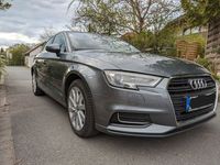 gebraucht Audi A3 1.6 TDI S tronic - Ausstattung sedan