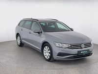 Gebraucht VW Passat Basis 150 PS (110 kW) 2022 Grau Kombi