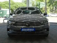 Gebraucht VW Passat 150 PS (110 kW) 2022 Grau Kombi