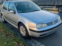 Gebraucht VW Golf IV 101 PS (74 kW) 2002 Silber Limousine