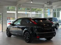 Gebraucht Ford Focus Titanium 116 PS (85 kW) 2005 Schwarz Limousine
