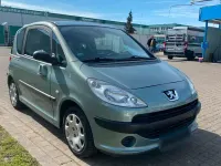Gebraucht Peugeot 1007 88 PS (64 kW) 2006 Van / Kleinbus