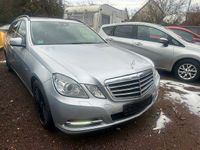 Gebraucht Mercedes E300 231 PS (169 kW) 2012 Iridiumsilber  metalliclack Kombi