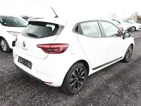 Begagnad Renault Clio V Equilibre 91 HK (66 kW) 2022 Vit