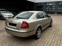 Używany Skoda Octavia 140 KM (102 kW) 2004 Andere farben Sedan/Limuzyna