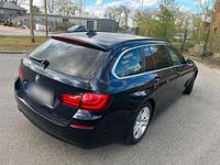Gebraucht BMW 530 Sport Line 245 PS (180 kW) 2010 Blau Kombi