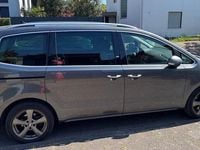 Second-hand VW Sharan 170 CP (125 kW) 2012 Gri Monovolum