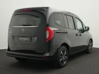 Gebraucht Mercedes T180 Edition 116 PS (85 kW) 2023 Schwarz Van / Kleinbus