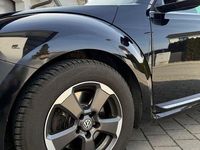 Gebraucht VW Beetle 105 PS (77 kW) 2011 Schwarz Kleinwagen
