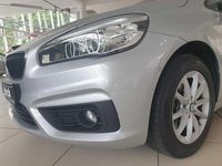 Gebraucht BMW 220 Active Tourer 192 PS (141 kW) 2016 Silber Van / Kleinbus
