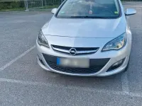Gebraucht Opel Astra 130 PS (95 kW) 2015 Grau Kombi
