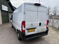 Gebraucht Peugeot Boxer 165 PS (121 kW) 2023 Weiß Van