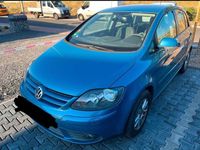 Second-hand VW Golf 75 CP (55 kW) 2005 Albastru Monovolum