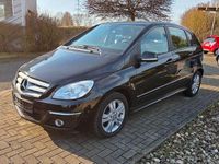 Gebraucht Mercedes B180 109 PS (80 kW) 2011 Schwarz Van / Kleinbus