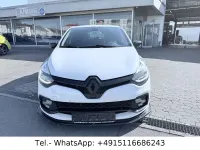 Gebraucht Renault Clio IV Trophy 220 PS (161 kW) 2018 Weiß Kleinwagen