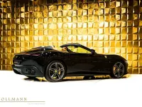 Neu Ferrari Roma 620 PS (456 kW) 2026 Schwarz Cabrio